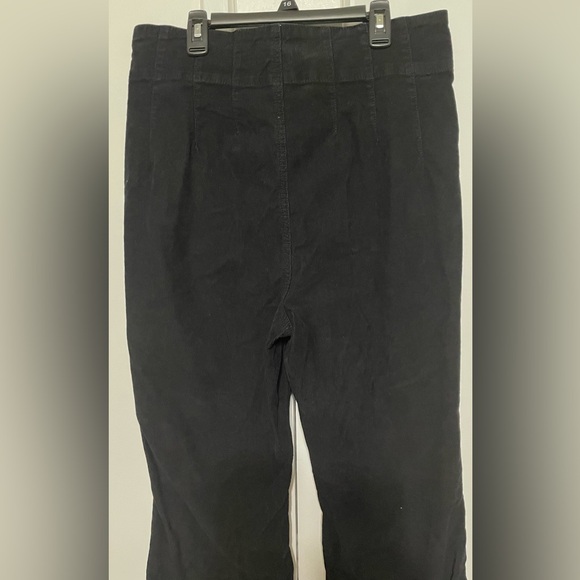 WE THE FREE Jayde Cord Flare Jeans Size 31/ Color Black - Picture 8 of 9
